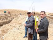 وزير الكهرباء يتفقد تنفيذ أعمال برجى عبور قناة السويس ومسار خط الربط المصرى السعودى