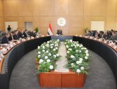 لمراجعة استعدادات فصل الصيف.. وزير الكهرباء يجتمع برؤساء شركات الإنتاج والنقل والتوزيع