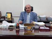 سيارات ” كهرباء مصر العليا ”  “ملاكي ” للسائقين بعد أوقات العمل الرسمية ..” تحطم ” سيارة الضبطية القضائية بسبب  ” خناقة “