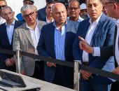 رئيس الوزراء يفتتح مصنع “أدو مينا” ويتفقد “إيجيبت أنود”  بالمنطقة الاقتصادية لقناة السويس