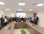 ” المصرية لنقل الكهرباء ” توقع اتفاقية تعاون مع شركة صان مصر