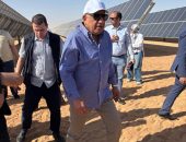 من مجمع بينان بأسوان.. وزير الكهرباء يطلق المنصة الرقمية للطاقة المتجددة ويتابع إضافة 1270 ميجاوات للشبكة القومية